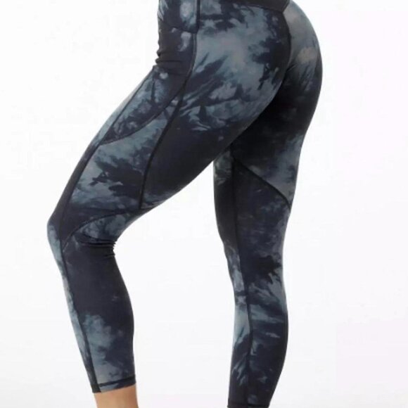 Alphalete Surface Power Blue Tie Dye Oil Stain Leggings Size Medium - Picture 4 of 8